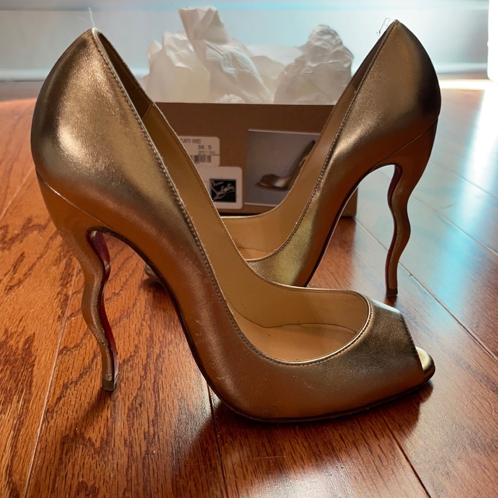 *Christian Louboutin Peep Toe Heels*